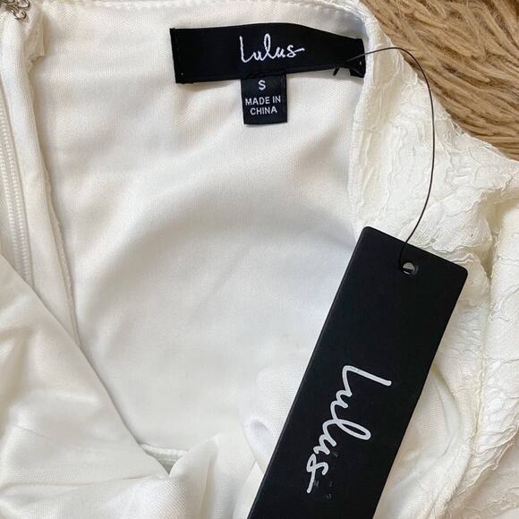 Lulus Love Speaks White Lace Halter Maxi Romper Wedding dress S - BNWT - Picture 13 of 16